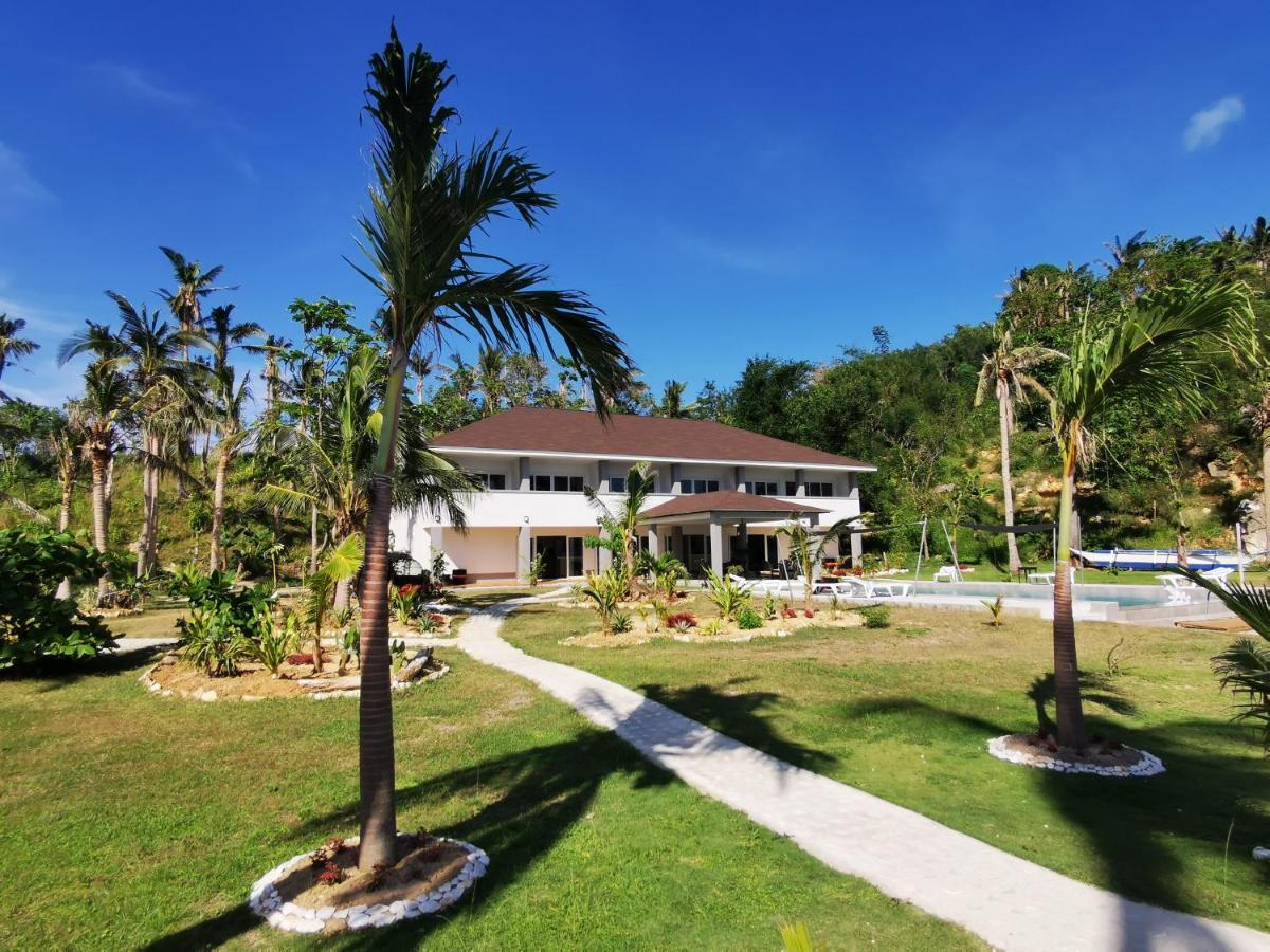 ซันเซ็ต โคฟ บีช แอนด์ ไดฟ์ รีสอร์ต Hotel Romblon ภายนอก รูปภาพ