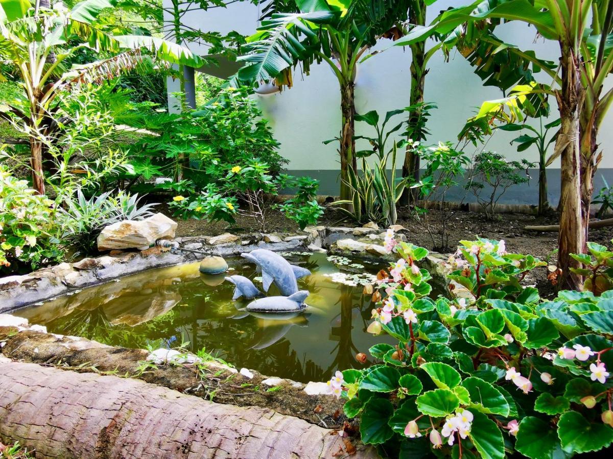 ซันเซ็ต โคฟ บีช แอนด์ ไดฟ์ รีสอร์ต Hotel Romblon ภายนอก รูปภาพ