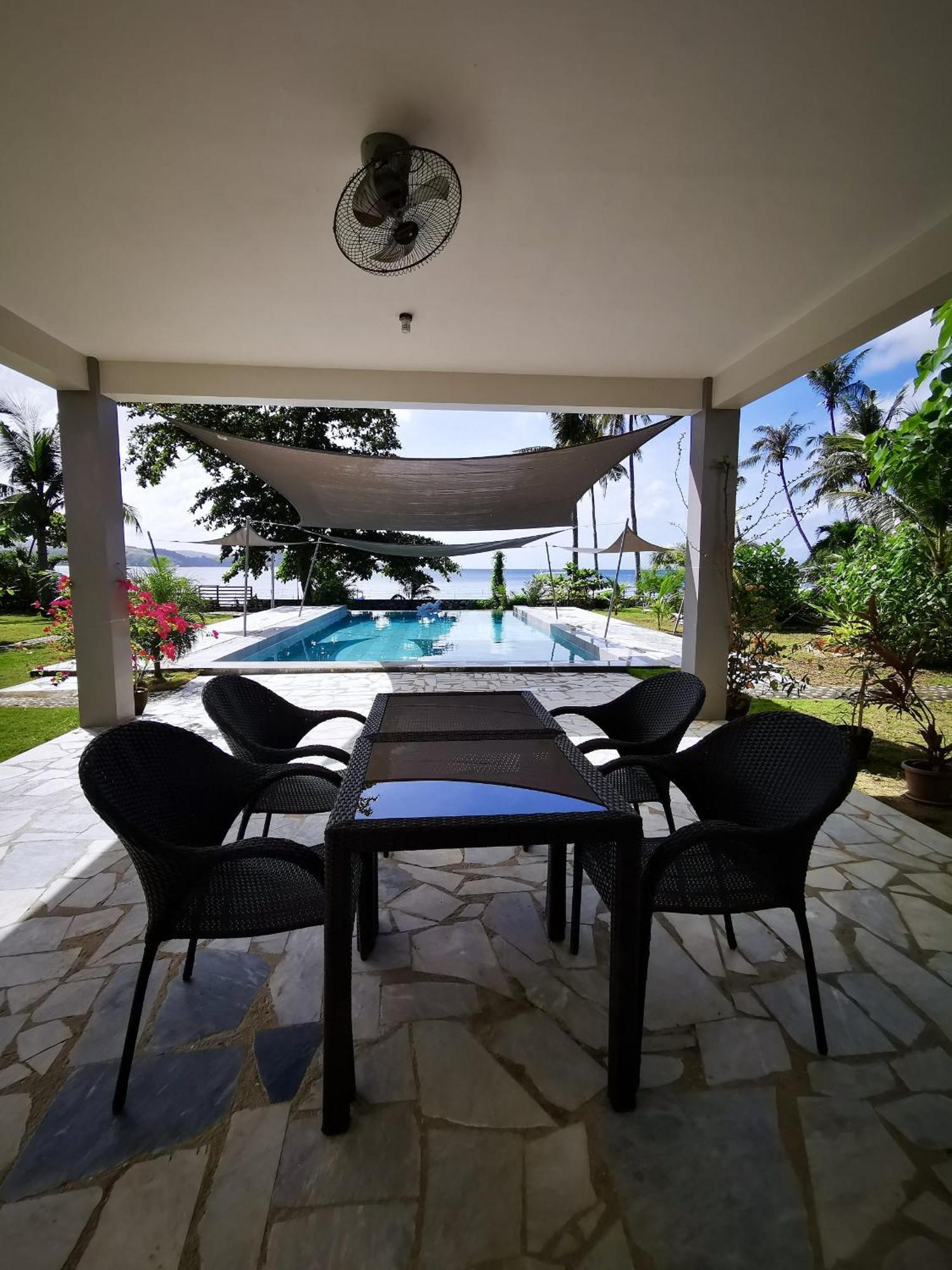ซันเซ็ต โคฟ บีช แอนด์ ไดฟ์ รีสอร์ต Hotel Romblon ภายนอก รูปภาพ